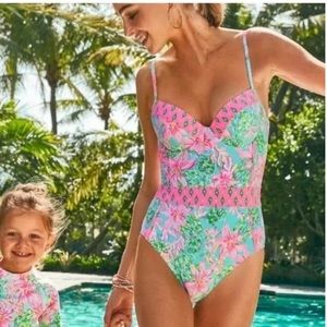 🌸Lilly Pulitzer Palma swimsuit in Surf Blue, So Shellelegant • 14